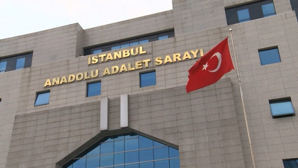 Ümraniye’de kendisinden şikayetçi olan sevgilisini öldürdü