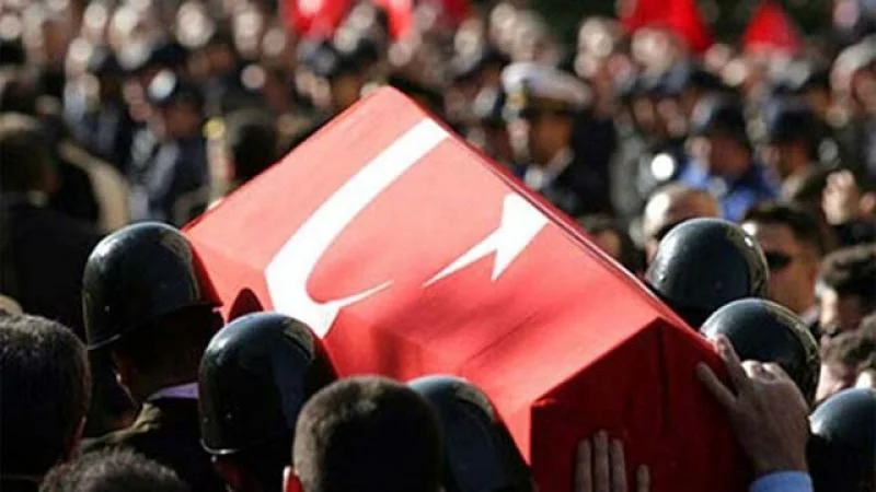 Pençe-Kilit bölgesinde silah kazası: Bir şehit