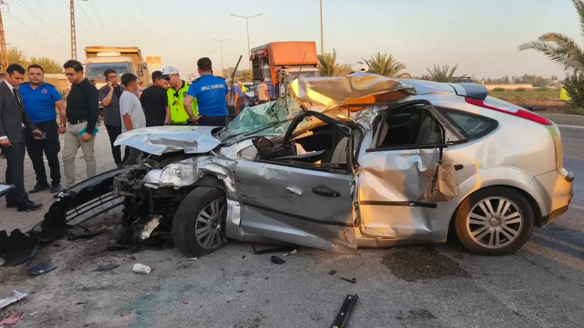 Sahte kaza dosyalarıyla 17 sigorta şirketini dolandırdılar