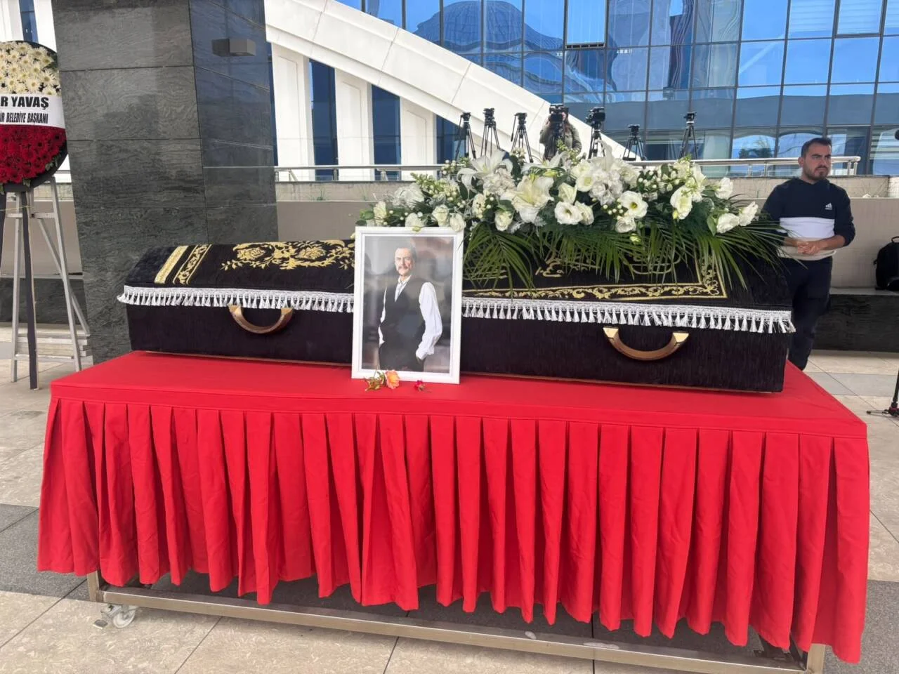 Alpay Nazikoğlu Ankara’da toprağa verildi