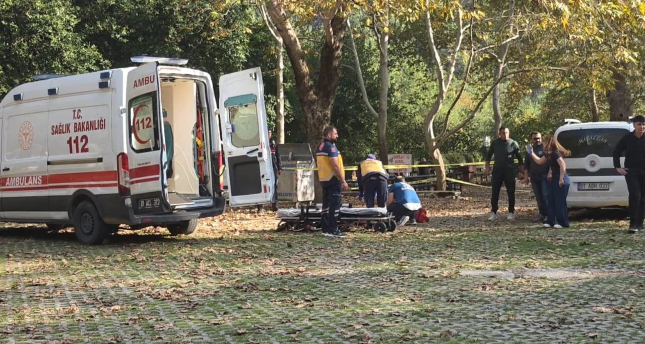Adana’da arkadaşlık teklifini reddeden genç kadın öldürüldü