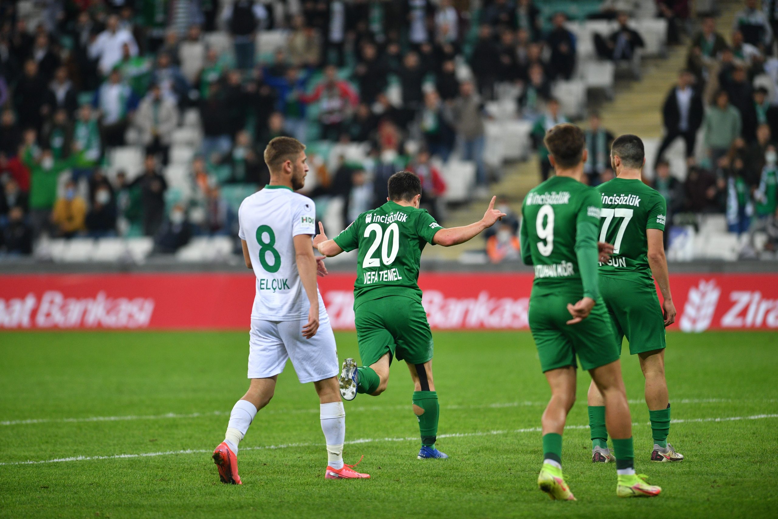 Vefa Temel: "Bursaspor camiası düştüğü yerden kalkmasını bilir"