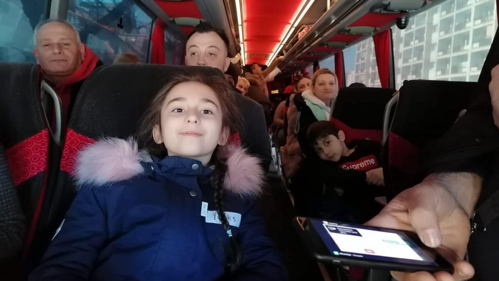 52 kişi daha Varşova’daki elçilik aracılığıyla Türkiye’ye döndü