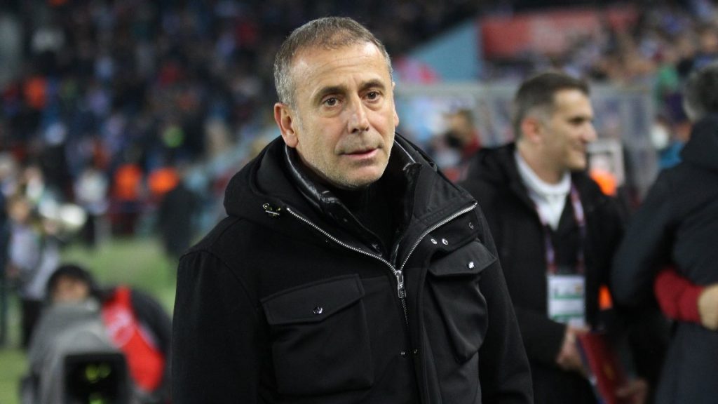 Abdullah Avcı’dan futbolcularına: Moral bozmayın şampiyon olacağız