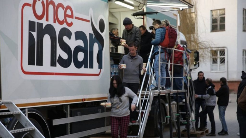 AFAD’ın mobil mutfak tırı Ukrayna’da