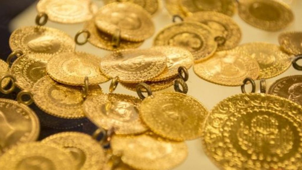 Altının gram fiyatı 876 liradan işlem görüyor