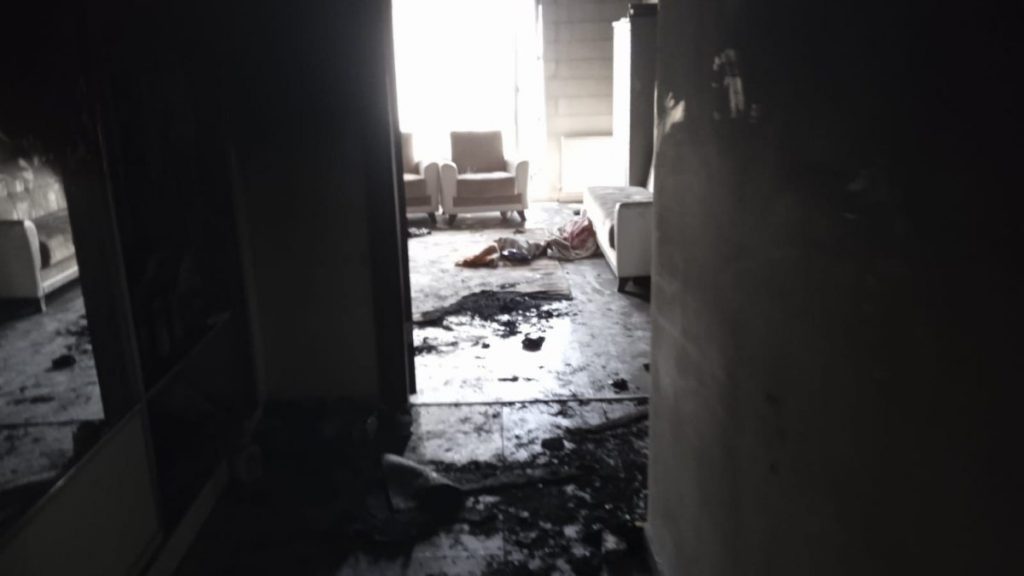 Ankara’da, eşi terk edince evi ateşe verdi