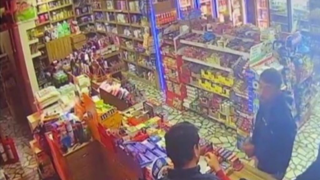 Antalya’da çaldığı kredi kartıyla harcama yapan hırsız yakayı ele verdi