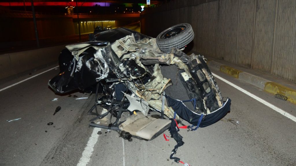 Antalya’da feci kaza: 3 genç öldü