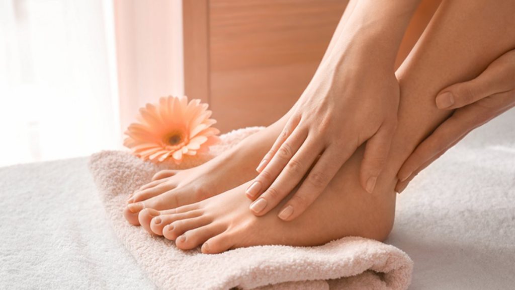 Ayağınızın altına çörek otu yağı sürüp uyuyun! O sorundan eser kalmayacak…