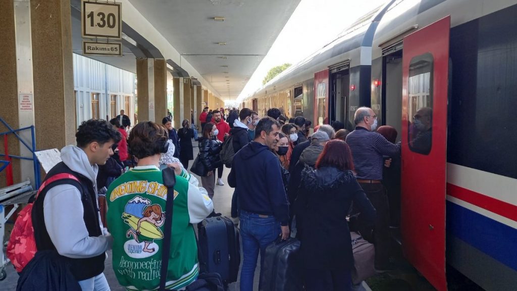 Aydın Tren Garı’nda eskiye dönüş