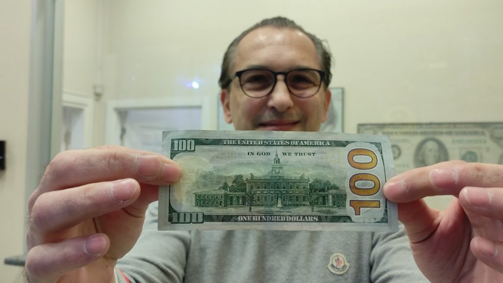 Bursa’da sahte dolar basan kalpazanlar, esnafı çileden çıkardı