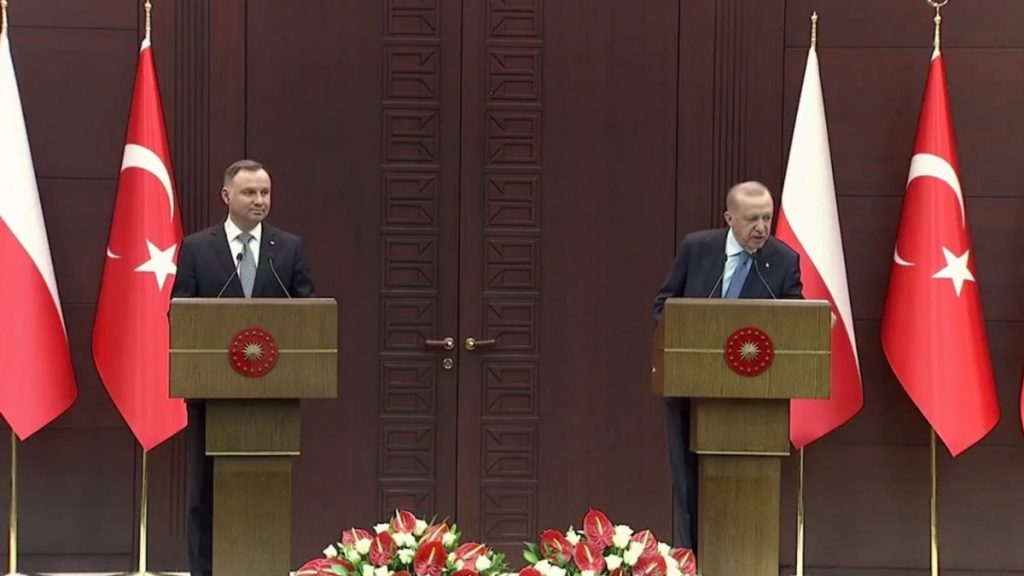 Cumhurbaşkanı Erdoğan’dan önemli açıklamalar