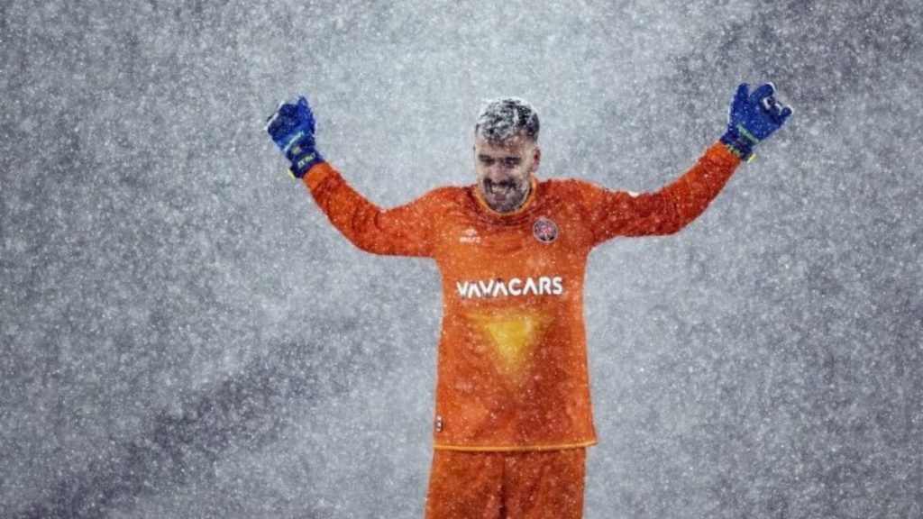 Emiliano Viviano: İzlanda’da mı oynuyorum