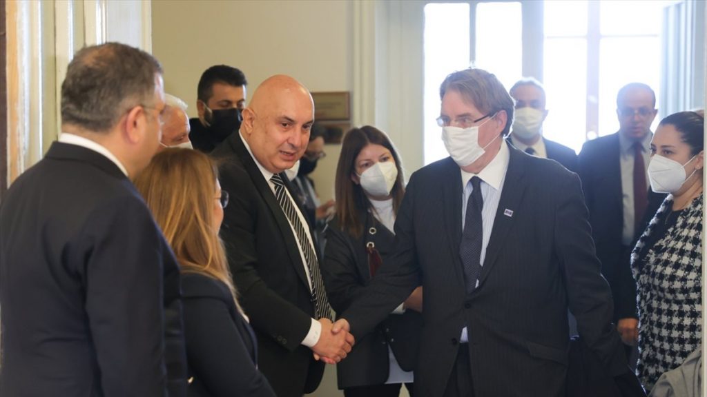 Engin Özkoç: AB aynı anlayışı Suriyelilere de göstermeli