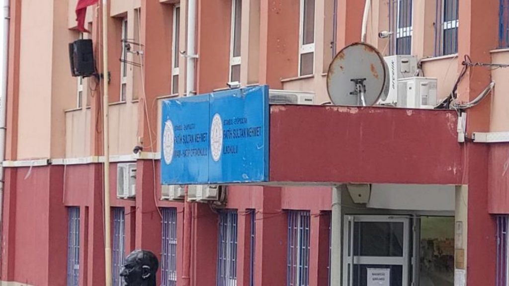 Eyüpsultan’da okulda kalp krizi geçiren öğrenci hayatını kaybetti