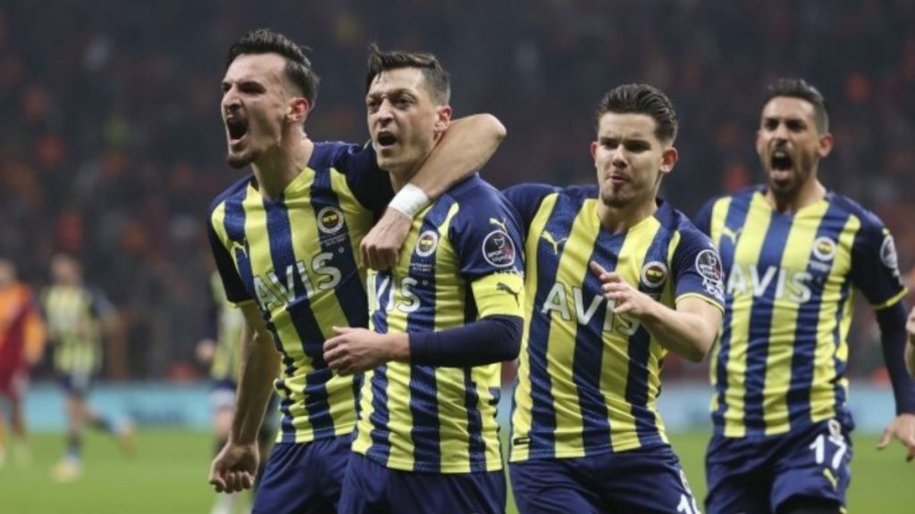 Fenerbahçe – Konyaspor maçının ilk 11’leri