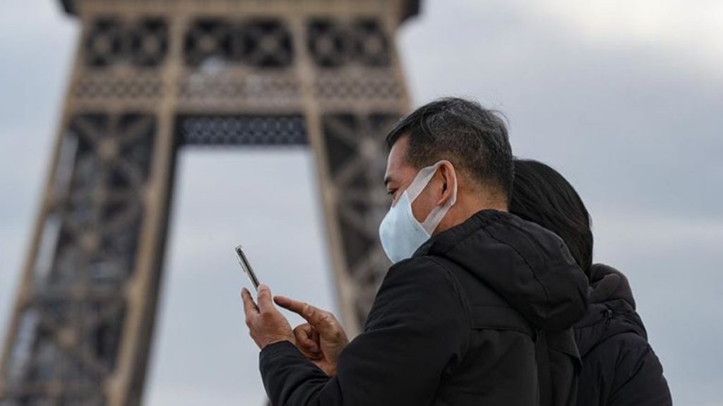 Fransa salgın kısıtlamalarında esnekliğe gidiyor