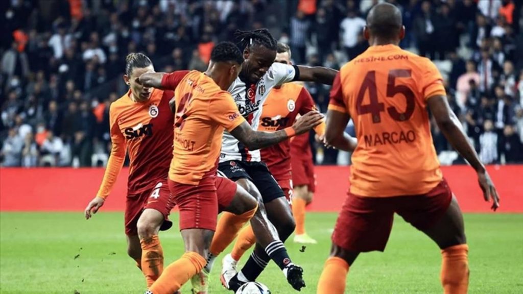 Galatasaray – Beşiktaş maçının ilk 11’leri