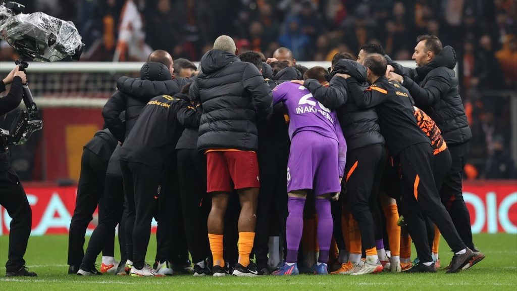 Galatasaray hisseleri derbi sonrası yüzde 8 yükseldi