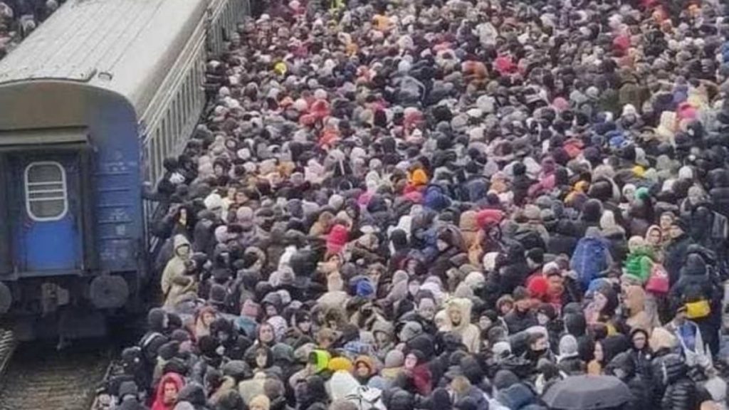 Harkov’dan kaçmaya çalışan halk