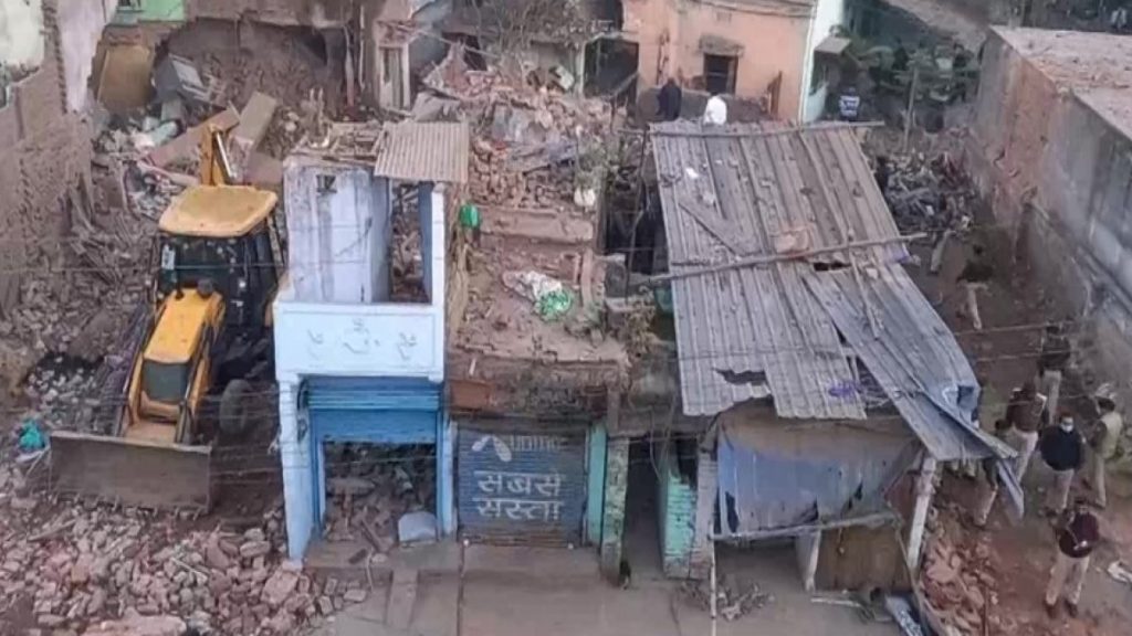 Hindistan’daki bir evde patlama: 10 ölü