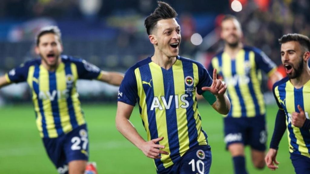 İsmail Kartal’dan Mesut Özil kararı