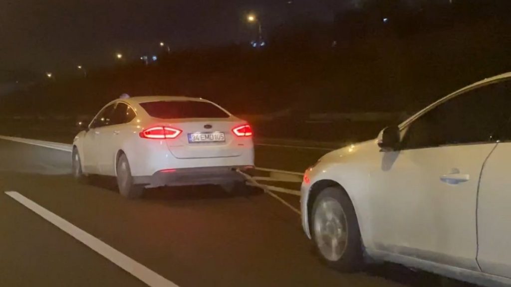 İstanbul’da arızalanan aracını halatla kilometrelerce çektirdi