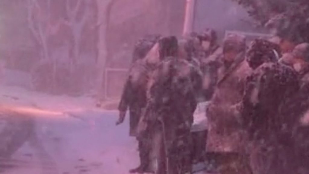 İstanbul’da işe giden vatandaşların kar çilesi