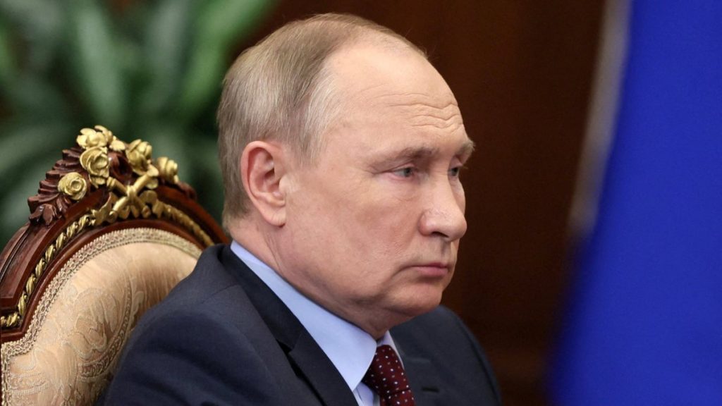 İstihbarat raporları: Putin, bağırsak kanserine yakalandı