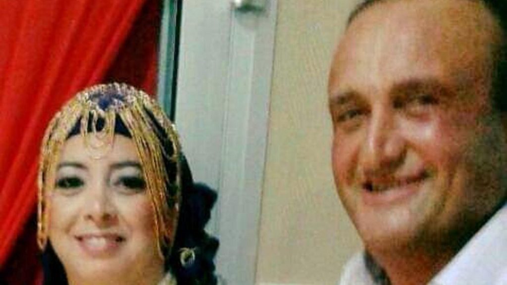 İzmir’de, evli çift evlerinde ölü bulundu