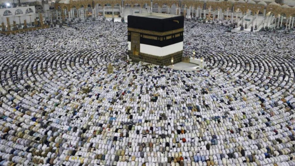 Kabe ve Mescid-i Nebevi’de ramazan ayında itikaf yapılabilecek