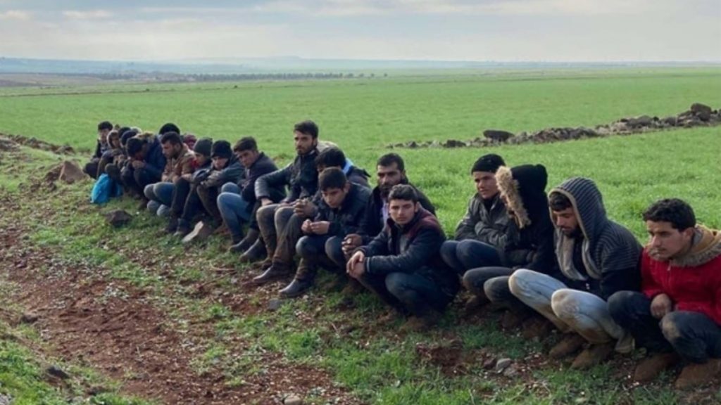 Kilis’te, 80 kaçak göçmen yakalandı