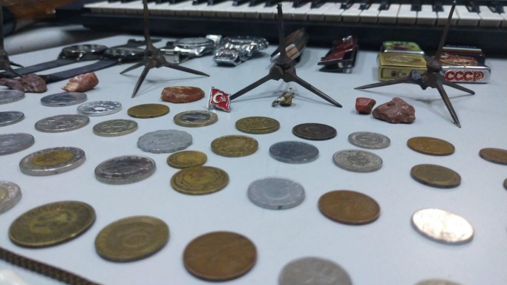 Konya’daki hırsızlar 700 bin liralık koleksiyonu çaldı