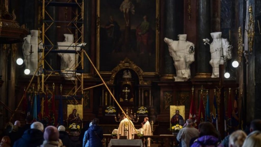 Lviv Katolik Kilisesi’nde heykeller korumaya alındı