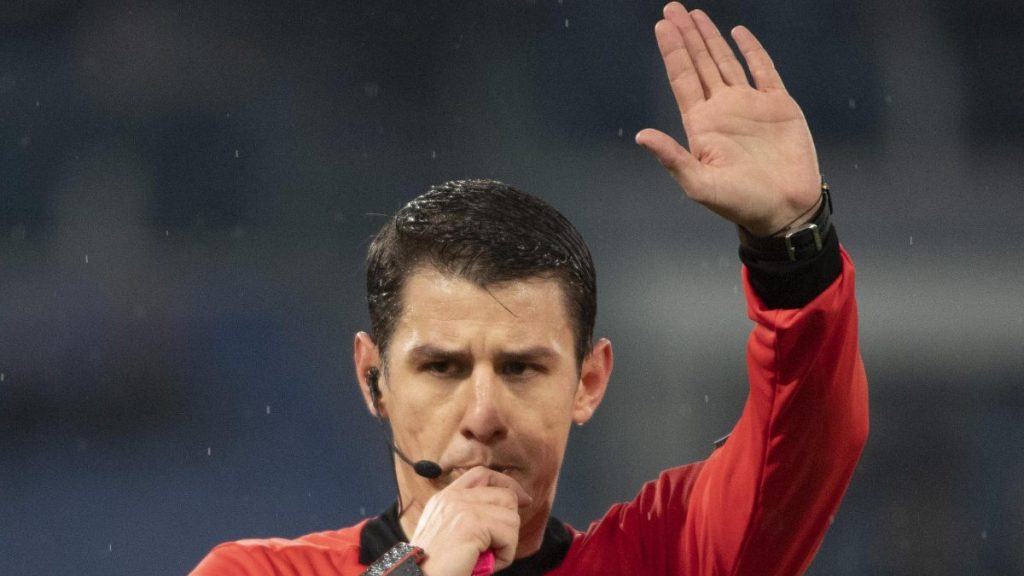 Manchester City-Sporting maçını Halil Umut Meler yönetecek