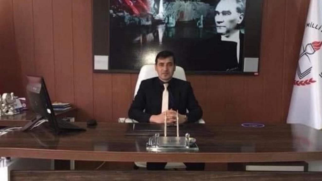 Mardin’de arabasında beyin kanaması geçiren şube müdürü hayatını kaybetti