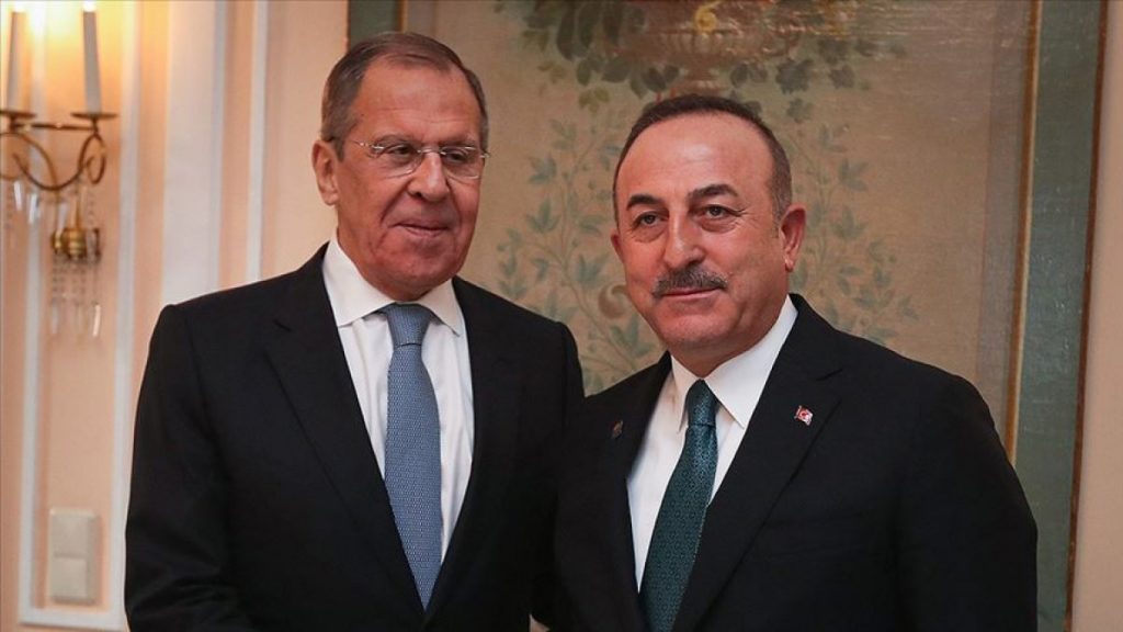 Mevlüt Çavuşoğlu, Sergey Lavrov ile görüştü