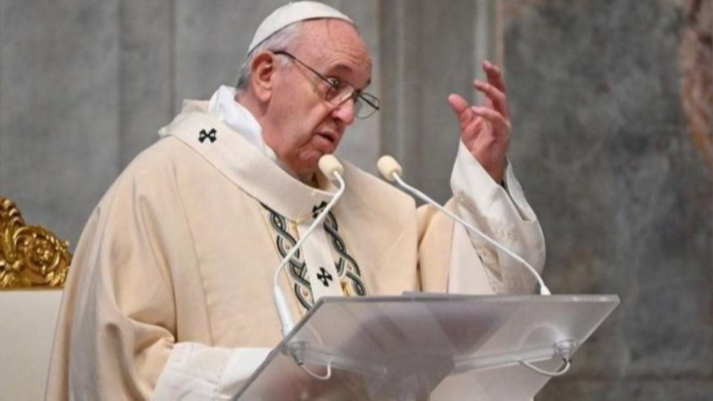 Papa Francis: Ukrayna’ya yapılan askeri operasyon değil, savaş