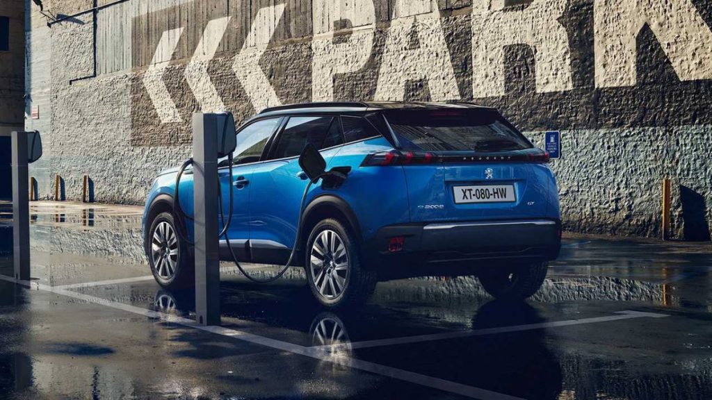 Peugeot 308 ve elektrikli 2008, son çeyrekte Türkiye’de