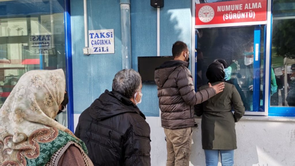 Prof. Dr. Özgür Enginyurt: Mayıs ayında, pandemi bitti deriz