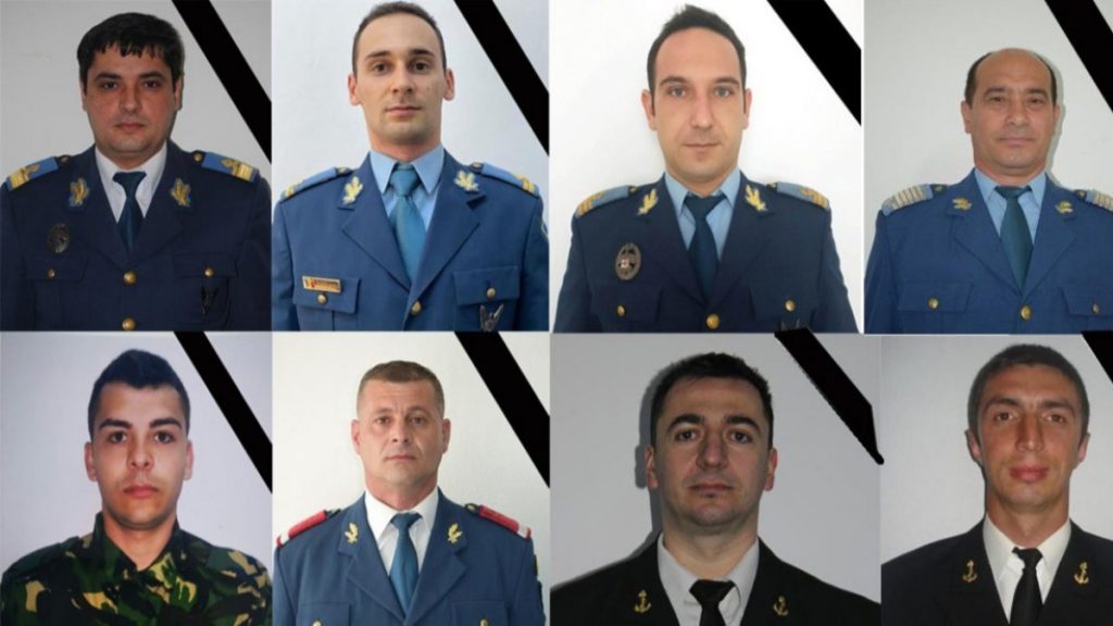 Romanya’da savaş uçağı ve helikopter kazasında 8 kişi öldü