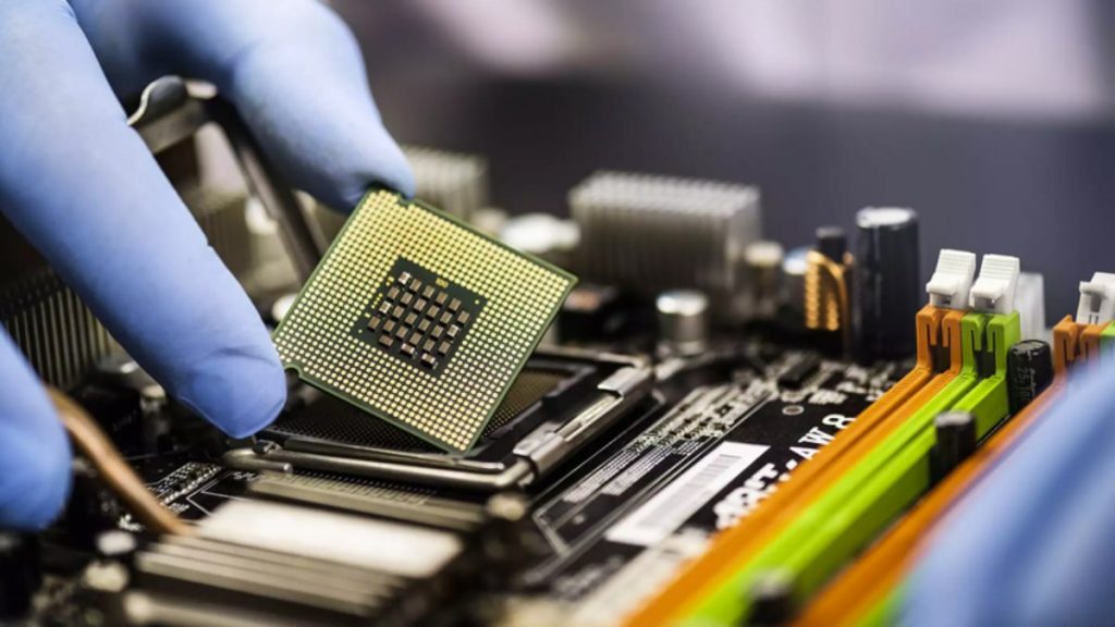 Rusya-Ukrayna savaşı yeni bir çip krizinin habercisi