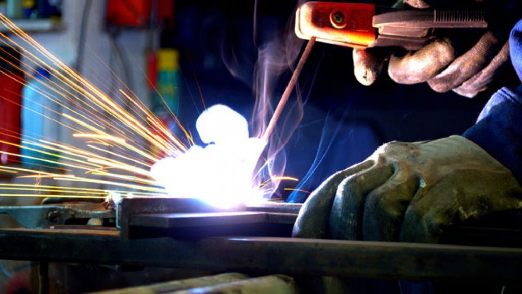 Sanayi üretimi ocakta yıllık bazda yüzde 7,6 arttı