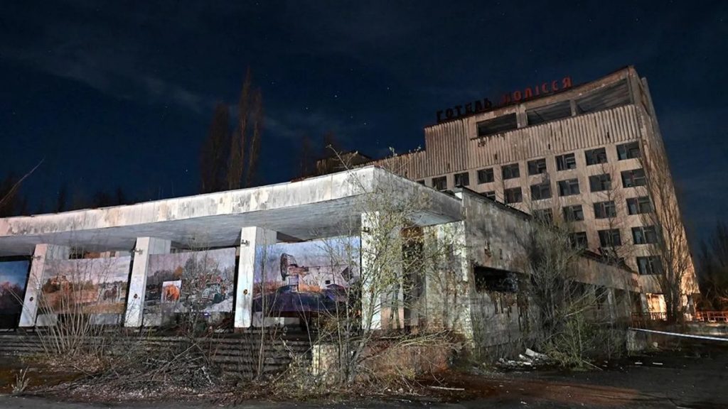 Ukrayna: Ruslar Çernobil laboratuvarını yok etti