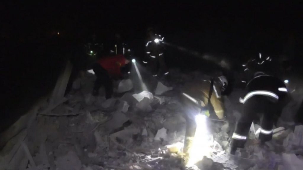 Ukrayna’da, Sumy’ye yapılan hava saldırısının görüntüleri paylaşıldı