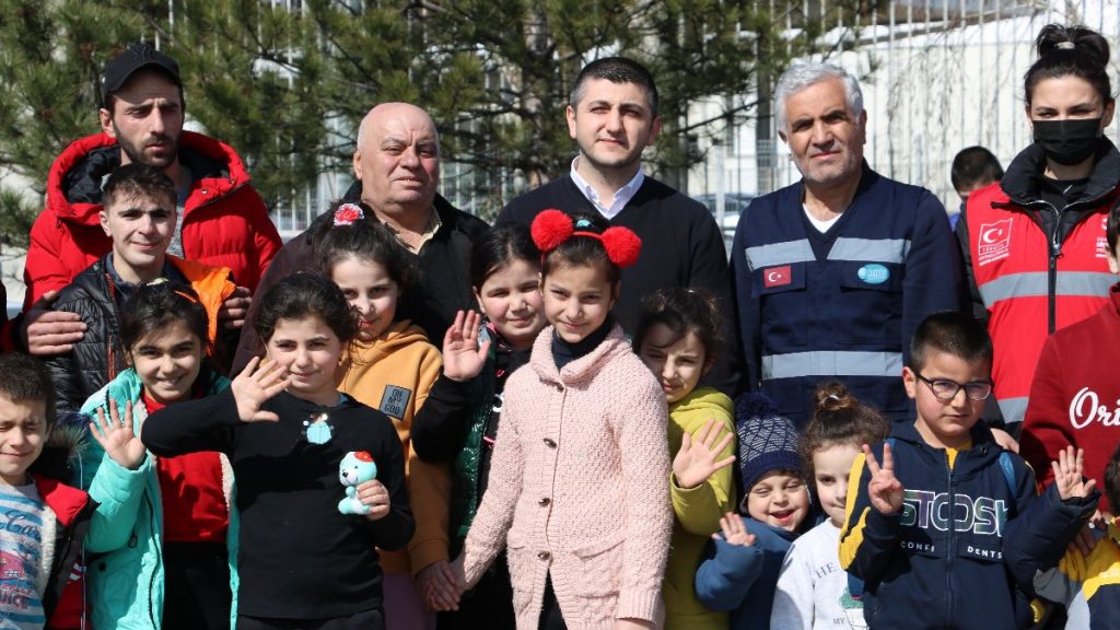 Ukrayna’dan tahliye edilen Ahıska Türklerinin sevinci