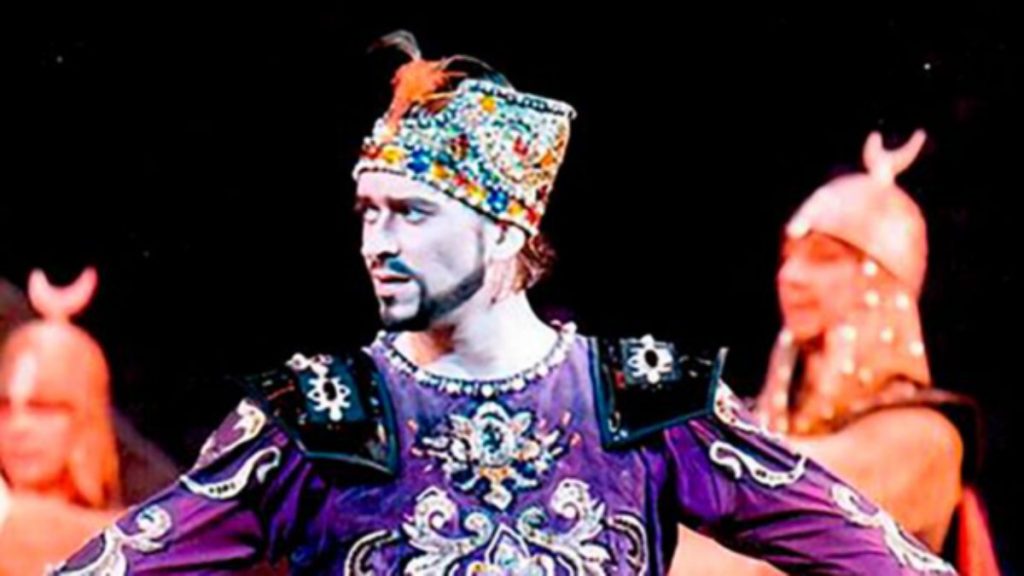 Ukraynalı balet Artem Datsishin Rus saldırılarında hayatını kaybetti