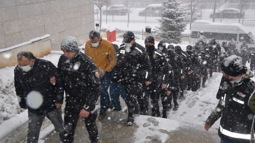 Usulsüz engelli ve sağlık raporu sağlayanlara operasyon: 51 kişi tutuklandı