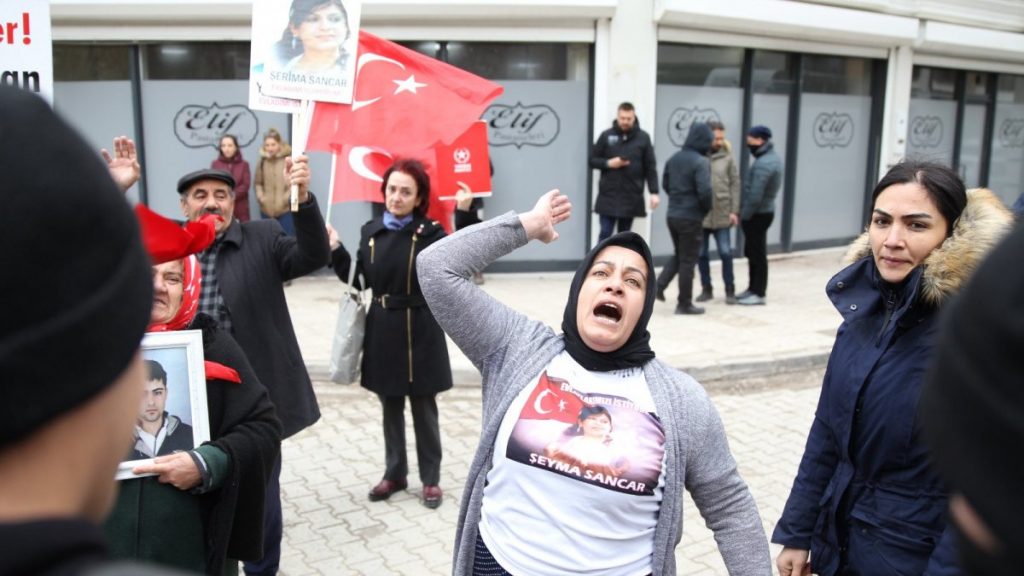 Van’daki anne: Çocukları dağda olan aileler gelin, korkmayın